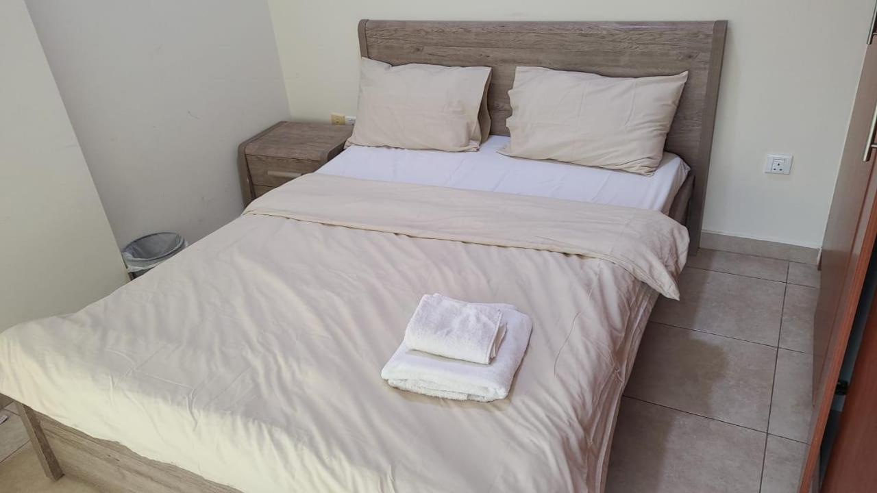 ドバイCozy 2Bhk Near To Dmcc Metro Station -505アパートメント エクステリア 写真